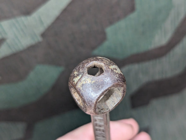 L&E 10 Hole Bone Wrench Knochen