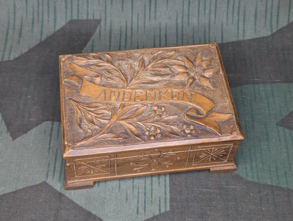 Wooden Andenken Jewelry Box