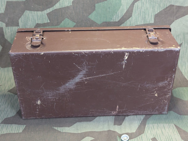 Brown Painted Steel Verbandkasten Box