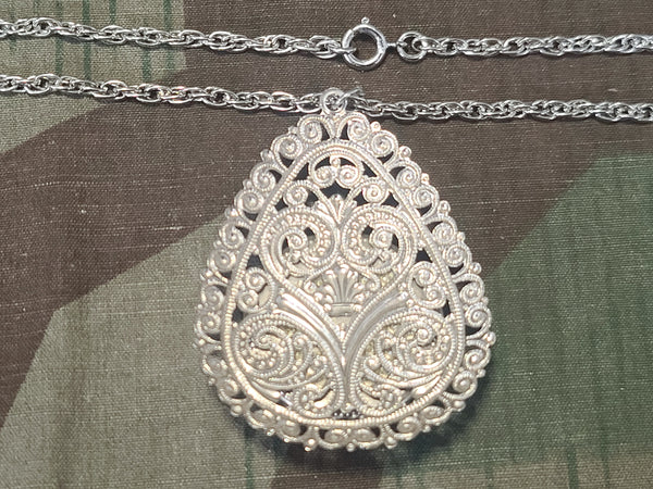 Edelweiss Pressed Flower Necklace
