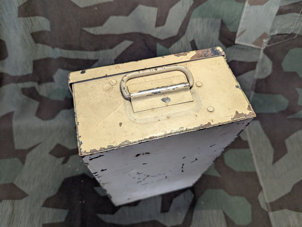 Verbandkasten with Contents