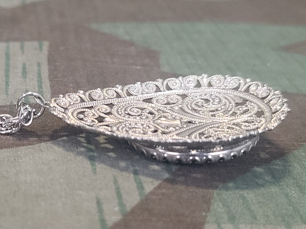 Edelweiss Pressed Flower Necklace