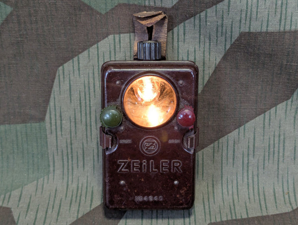 Original Bakelite Zeiler Nr.4640 Flashlight WORKING