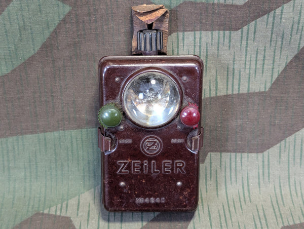 Original Bakelite Zeiler Nr.4640 Flashlight WORKING