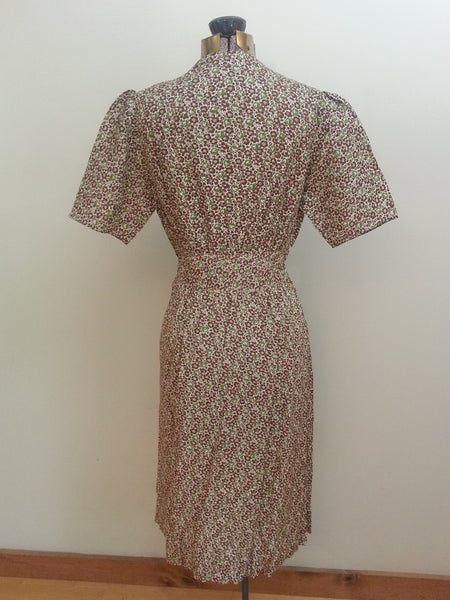German Green Print Dress <br> (B-38" W-30" H-40")