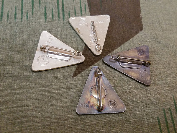 Deutsches Frauenwerk Pin