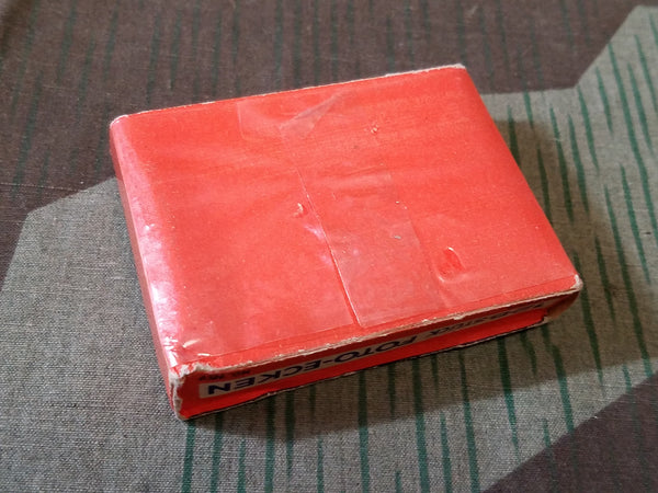 Fix Photo Corners in Box DRGM