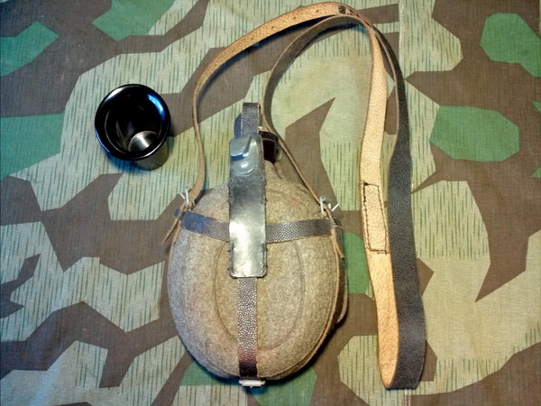 Unissued Original WAL43 Medic Canteen