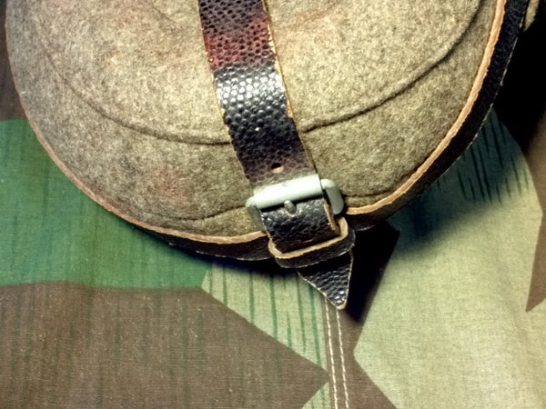 Unissued Original WAL43 Medic Canteen