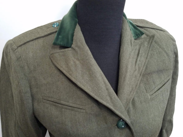WWII Marine Corps Women's Uniform  - Civilianized <br> (B-36" W-26.5" H-38")