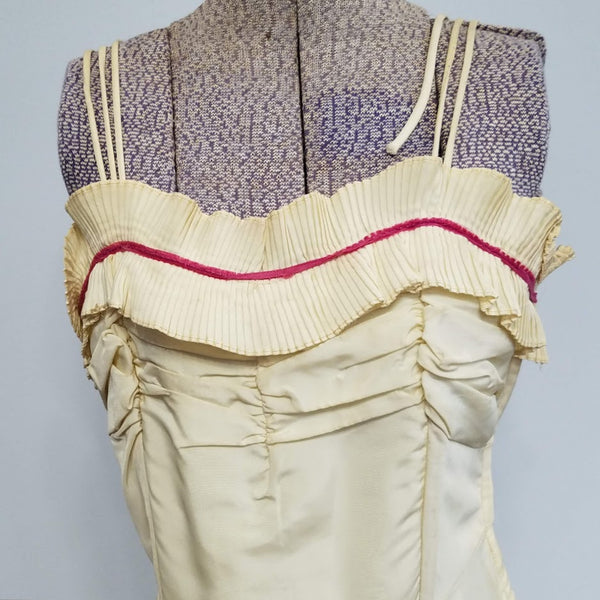 White and Pink Sleeveless Gown <br> (B-33.5" W-27" H-40")