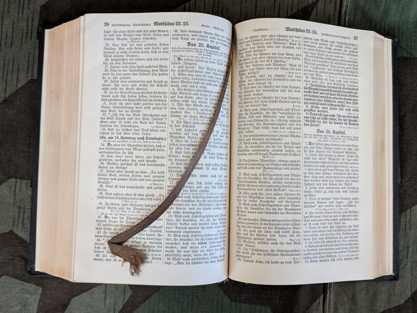 1930 Holy Bible New and Old Testament Evangelical