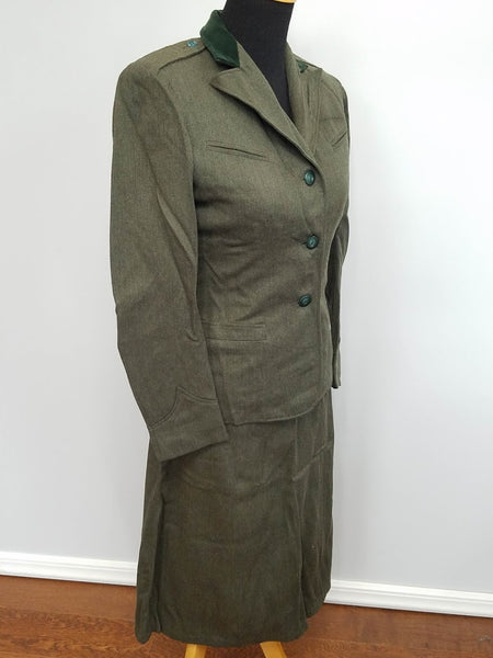 WWII Marine Corps Women's Uniform  - Civilianized <br> (B-36" W-26.5" H-38")