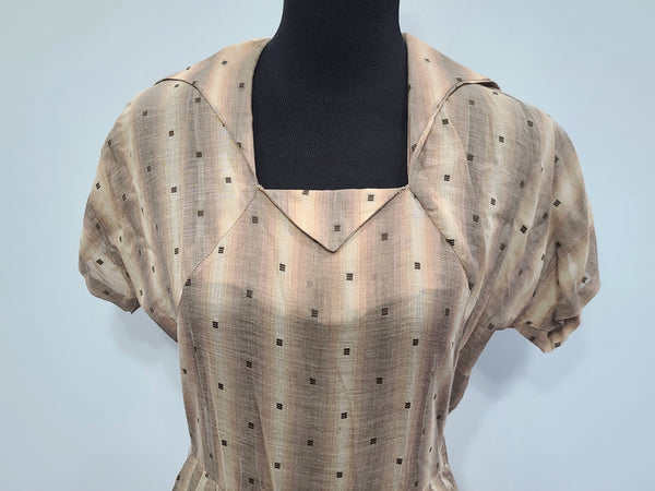 Brown / Tan Dress <br> (B-38" W-28" H-40")