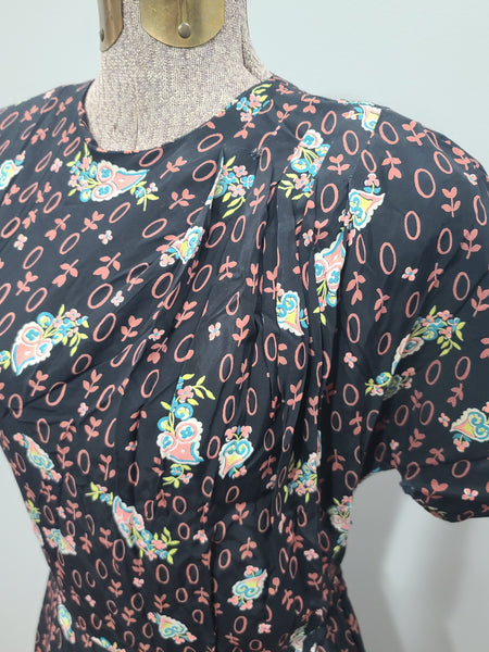 Flower and Leaf Print Cold Rayon Dress <br> (B-36" W-28" H-37")
