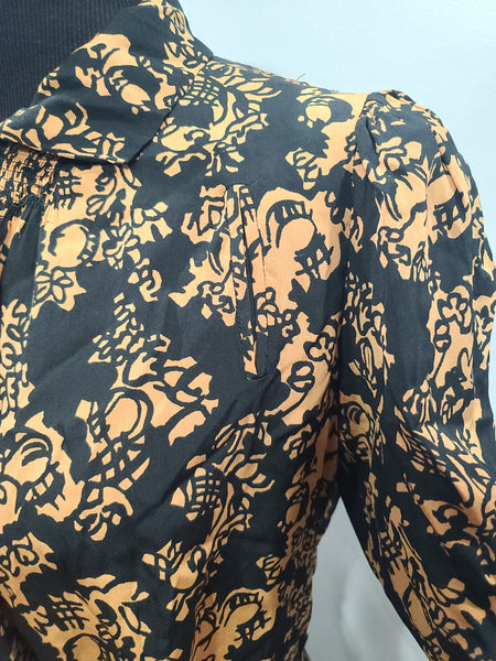 1930s Silk Print Dress <br> (B-43" W-35" H-44")