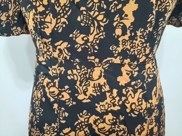 1930s Silk Print Dress <br> (B-43" W-35" H-44")