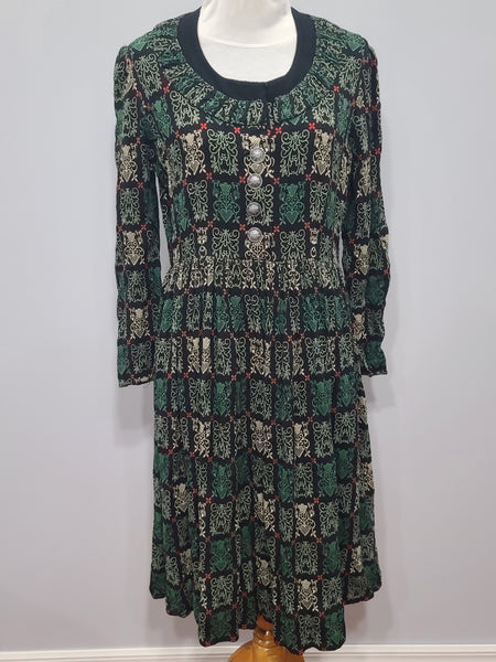 German Long Sleeve Dirndl Dress <br> (B-40" W-32")