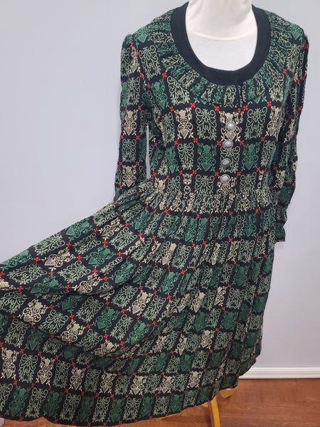 German Long Sleeve Dirndl Dress <br> (B-40" W-32")