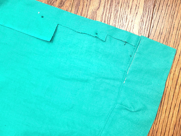 Green Workwear Dress <br> (B-45" W-36" H-44")