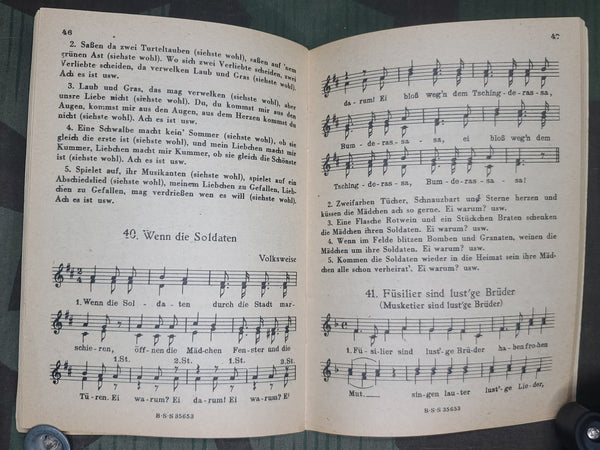 Das Neue Soldaten Liederbuch Soldier's Song Book (Set of 3)
