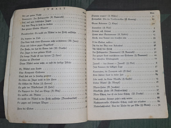 Das Neue Soldaten Liederbuch Soldier's Song Book (Set of 3)