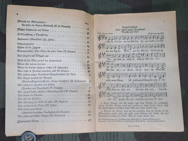 Das Neue Soldaten Liederbuch Soldier's Song Book (Set of 3)