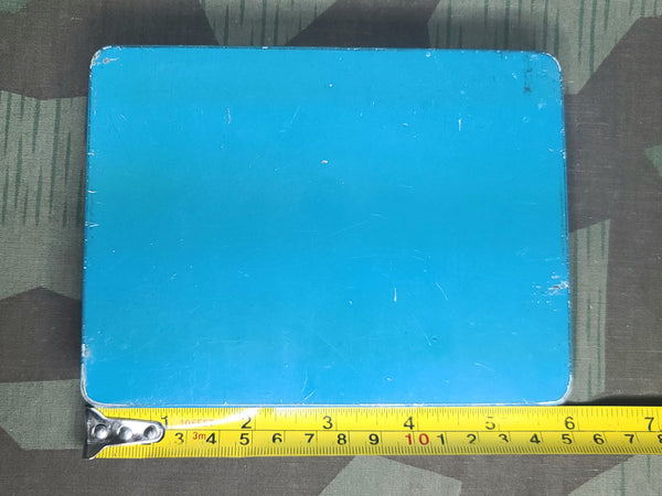 NIL Cigarette Tin for 50 Cigarettes