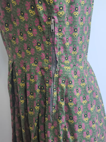 German Print Dirndl Dress <br> (B-34" W-27.5" H-42")
