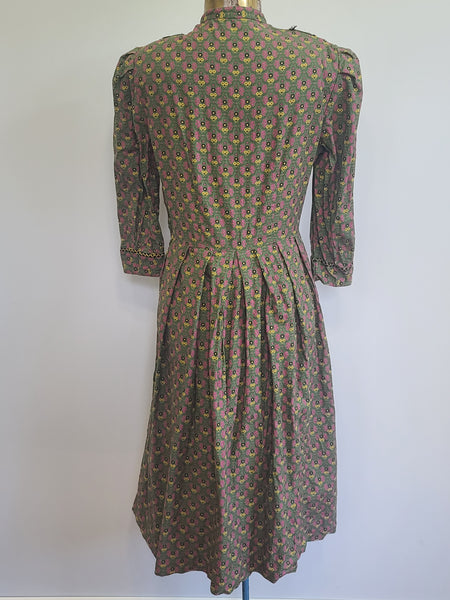 German Print Dirndl Dress <br> (B-34" W-27.5" H-42")
