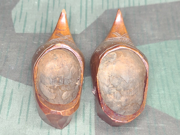 Andenken Belgien Krieg 1914-16 Tiny Wood Shoes Trench Art