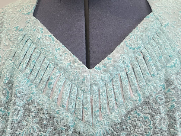 Lightweight Teal Dress <br> (B-44" W-36" H-48")