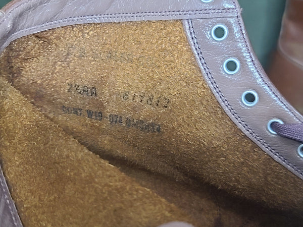 Women's Army Boots (Size 7 1/2 AA)