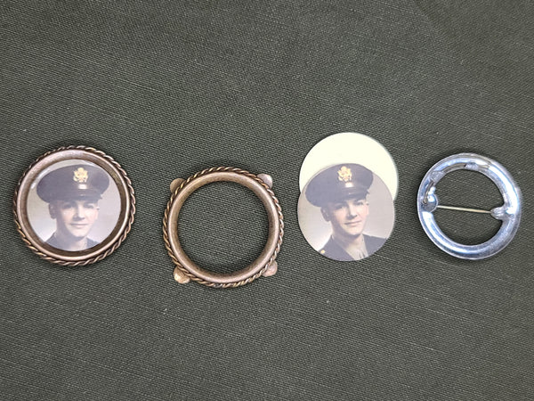 New Old Stock Sweetheart Soldier Photo Pin (GI and German)