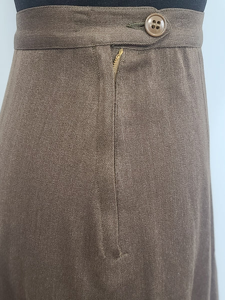 WAC Enlisted Uniform Jacket and Skirt <br> (B-35" W-26" H-37")