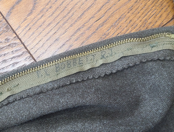 WAC Enlisted Uniform Jacket and Skirt <br> (B-35" W-26" H-37")