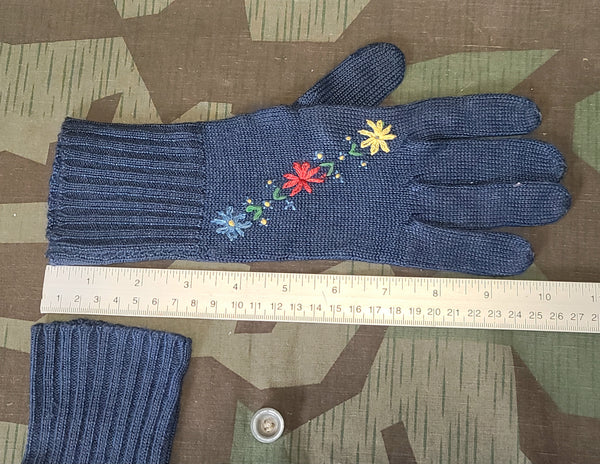 German Flower Winter Gloves