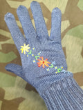 German Flower Winter Gloves