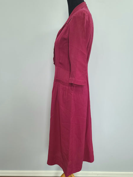 Fuchsia Rayon Dress <br> (B-37" W-30" H-42")
