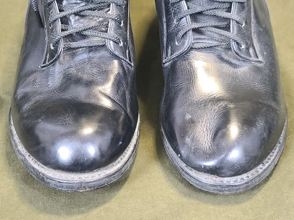 WAVES Shoes Size 6A