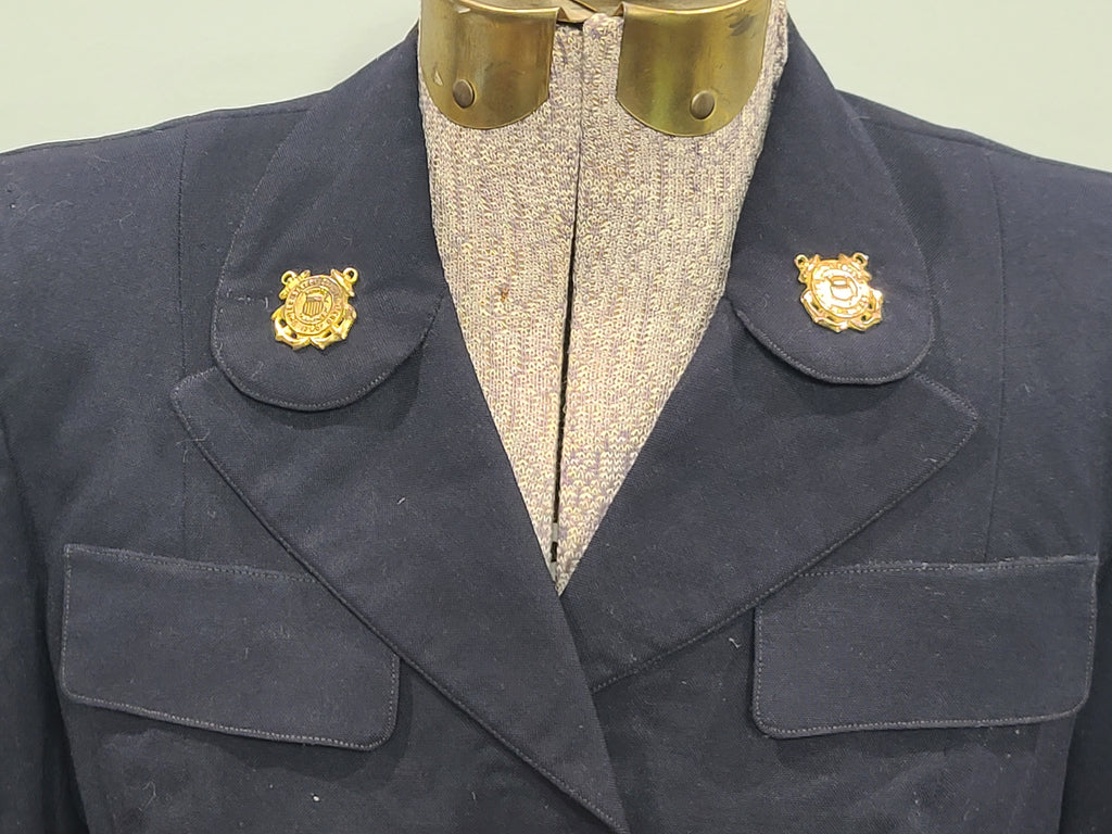 SPARS Coast Guard Officer Jacket (B-34" W-28") SPARS Coast Guard Officer Jacket (B-34" W-28")