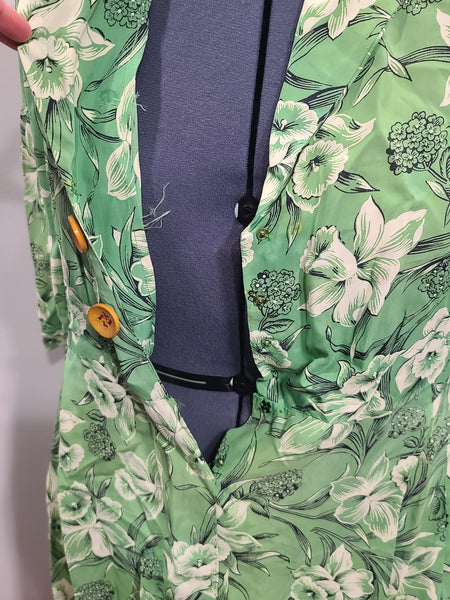 Green Daffodil Print Dress <br> (B-44" W-36" H-52")