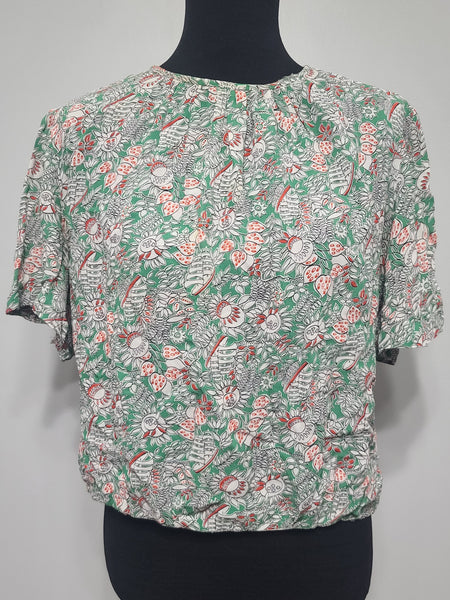 Flowy Rayon Print Blouse <br> (B-44" W-38")