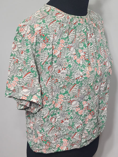 Flowy Rayon Print Blouse <br> (B-44" W-38")