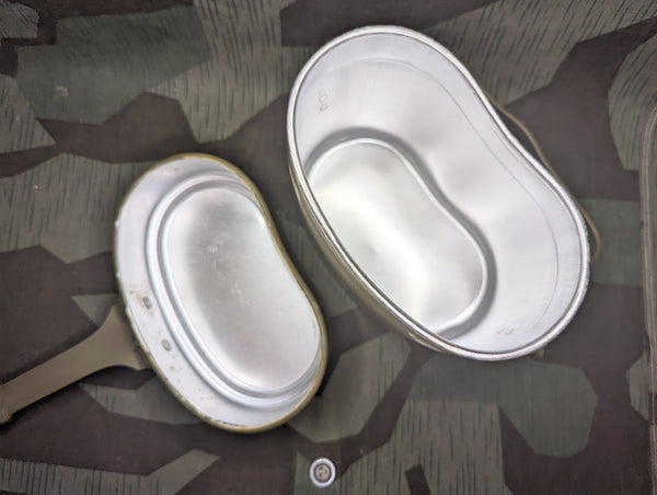 Unissued ESB42 Aluminum Mess Kit