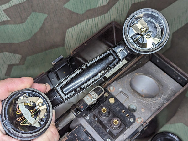 1943 Feldfernsprecher 33 (AS-IS)