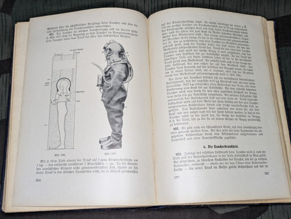Wehrmacht Course Book for Sanitäts-Unteroffiziere u. Mannschaften 1939