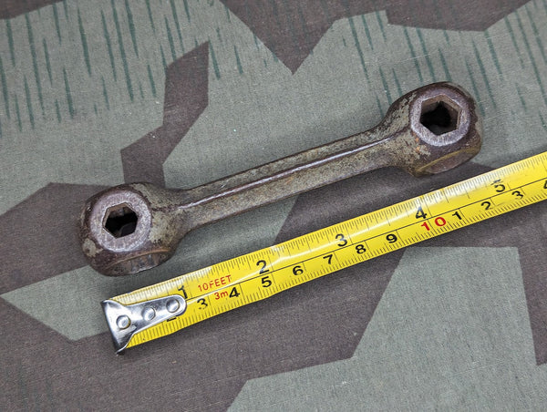 L&E 10 Hole Bone Wrench Knochen