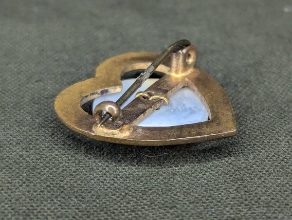 Small US Eagle Heart Sweetheart Pin