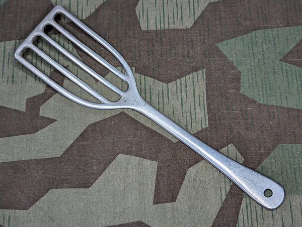 D.R.G.M. Marked Aluminum Spatula